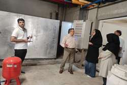 مدیر مسئولیت اجتماعی هلدینگ فیروزه از مرکز جامع توانبخشی سینا بازدید کرد