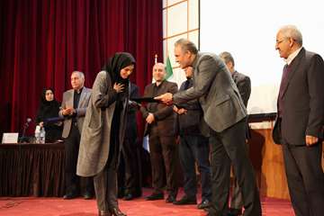 معرفی و تقدیر از برترین های معاونت تحقیقات و فناوری