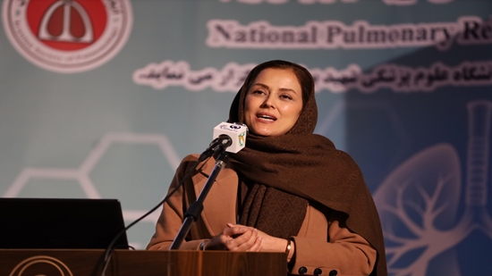 تمرکز بر آموزش و سلامت روان در کنار بازتوانی ریه 